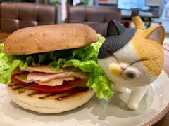 牛油果鸡肉贝果-VESH COFFEE(定西路店)