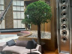 -上海滴水湖皇冠假日酒店