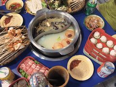 -马路边边·成都串串(翠柏路店)