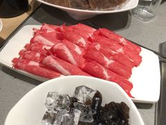 -海底捞火锅鲜切牛肉主题店(长寿路店)