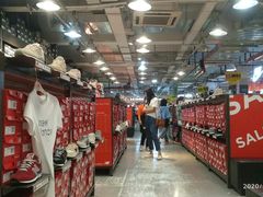 -五环Outlets(高新工厂店)