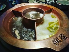 -滇釜火锅·能喝汤的火锅(车公庄店)