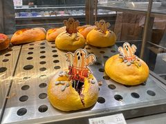 -好利来(上海虹桥新天地Lab主题店)