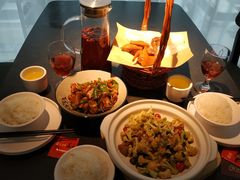 -鸽子侯·家宴·平价海鲜(市图书馆店)