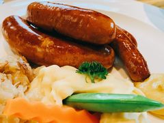 -LENBACH兰巴赫西餐啤酒坊(大连东港店)