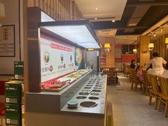 -明何记涮牛肚(品牌首店隋唐植物园南门古城路店)