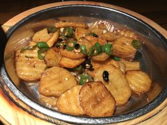 -洞庭土菜小炒馆(易发广场店)