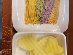 -洪焱重庆老火锅(万福花园店)