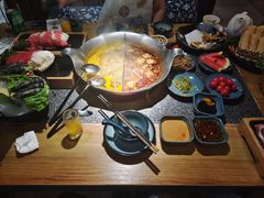 -湊湊火锅·茶憩(郑州绿地新都会店)