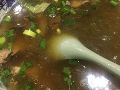 -老新隆牛肉锅贴(新街口店)