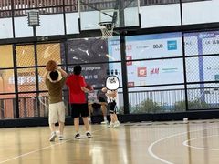 -瑞虹新天地月亮湾