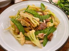 阳江小盆菜-先记烧鹅王·本地粤菜(福永店)