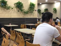 大堂-李先生牛肉面大王(北京站售票厅餐厅)