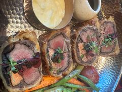 -普朗姆生蚝牛排馆 The Plump Oyster(成都摩方购物中心店)