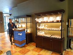 面包甜点陈列柜-红跑车(三牌楼店)