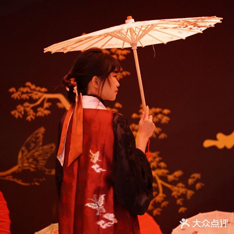 【魔都看展】国风新风尚[加油]快来这个赋予国乐新血液的网红打卡地