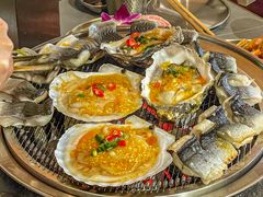 -围炉肉舍•炭烤活鳗•丹东海鲜烤肉(步行街店)