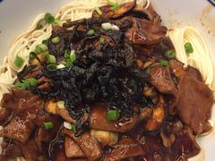 -沪西老弄堂面馆(定西路店)