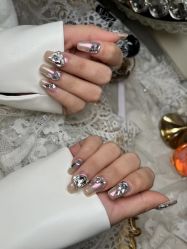 -RL Nail·瑞丽美甲美睫品牌原创店