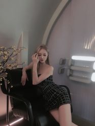 -东秀护肤造型