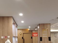 -有红鸡毛店·川菜(建设路店)