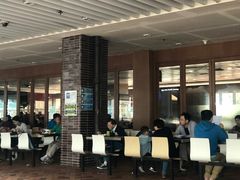 -香港大学