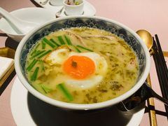 -新荣记(南京西路店)