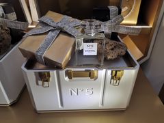 -CHANEL(恒隆广场店)