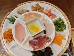 -芸南道·过桥米线(昆明老街旗舰店)