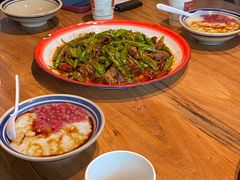 -泥糊破店小酒馆·团建聚餐(南京西路店)