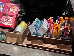 -星巴克臻选(南京金茂览秀城店)