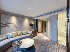 -上海世茂皇家艾美酒店