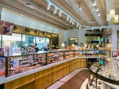 面包甜点陈列柜-巴黎贝甜(阳光上东店)