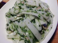 荠菜肉丝炒年糕-一盐堂本帮菜(外滩店)