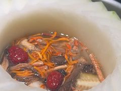 -得意咚瓜·顺德鱼生·冬瓜火锅(深圳首店)