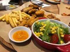 -必胜客(鼓楼店)