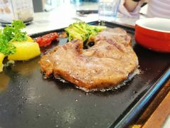 新澳洲西冷牛排-必胜客(万达百货店)