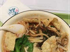 -丽丽三鲜螺蛳粉(田林路店)
