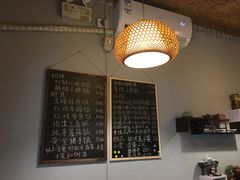 -蜗牛小馆醉乡民谣云南菜(惠新西里店)