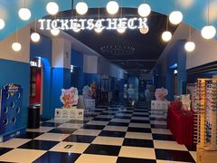 -完美世界影城(昆明翡翠湾店)
