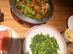 -小放牛炒菜馆(爱琴海店)