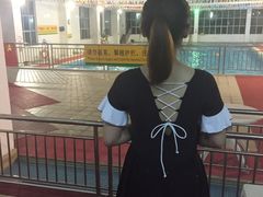 -领晟体育蓝天花园室内游泳馆