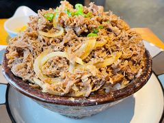 豪华五层牛肉饭-二丁目食堂(铁西星摩尔店)