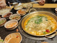 -顶顶汤火牛排火锅·经典铜锅涮肉