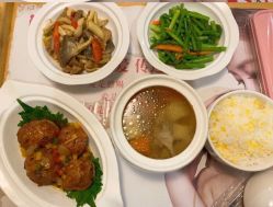 -喜喜·全套房月子会所(罗宾森广场店)