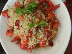 -扒虾小妹儿麻辣海鲜(宏图街店)