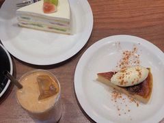 巴斯克芝士-black rainbow coffee