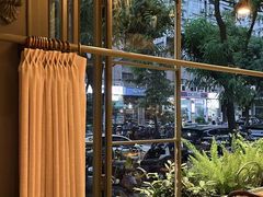 -玛格萝妮比萨屋(陆家浜路店)