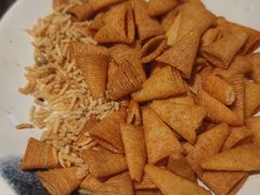 -三人行骨头王火锅(长寿店)
