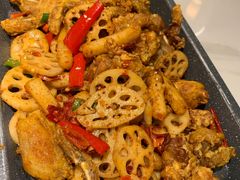 -荷塘秋月·本帮江浙菜(国权路店)